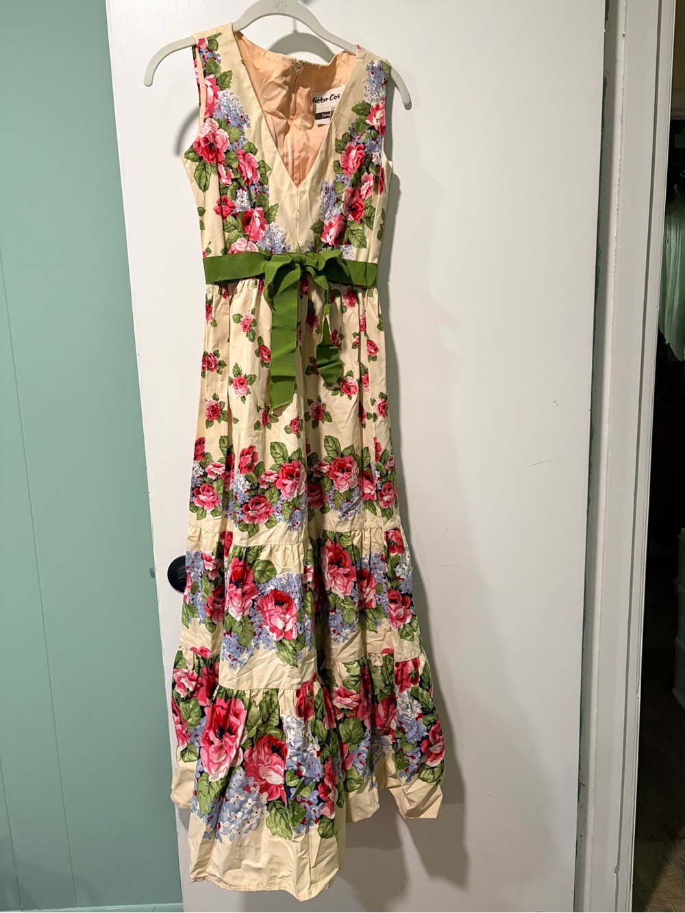 Victor Costa Cream Floral Dress with Pink Roses and Green Ribbon - Picture 7 of 13